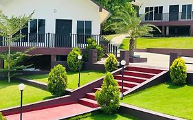 Whiteflower Mountain Resort